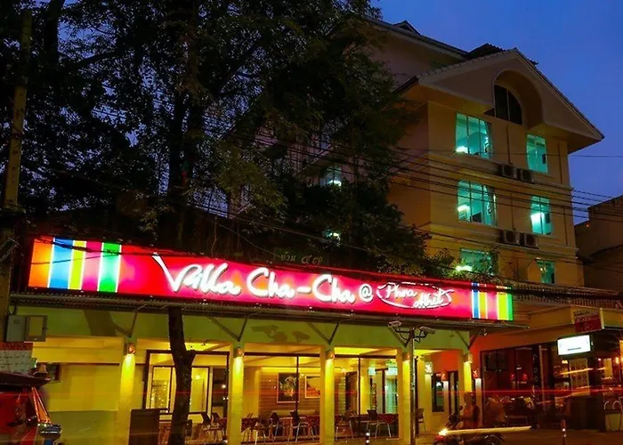 Hotel Cha-cha Phraathit 3*