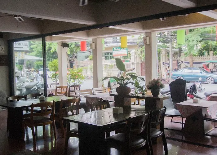 Cha-cha Phraathit 3* Bangkok