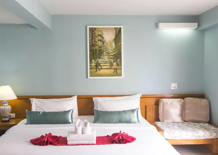 Hotel Cha-cha Phraathit Bangkok